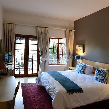 Highgrove Guesthouse ヨハネスブルグ エクステリア 写真