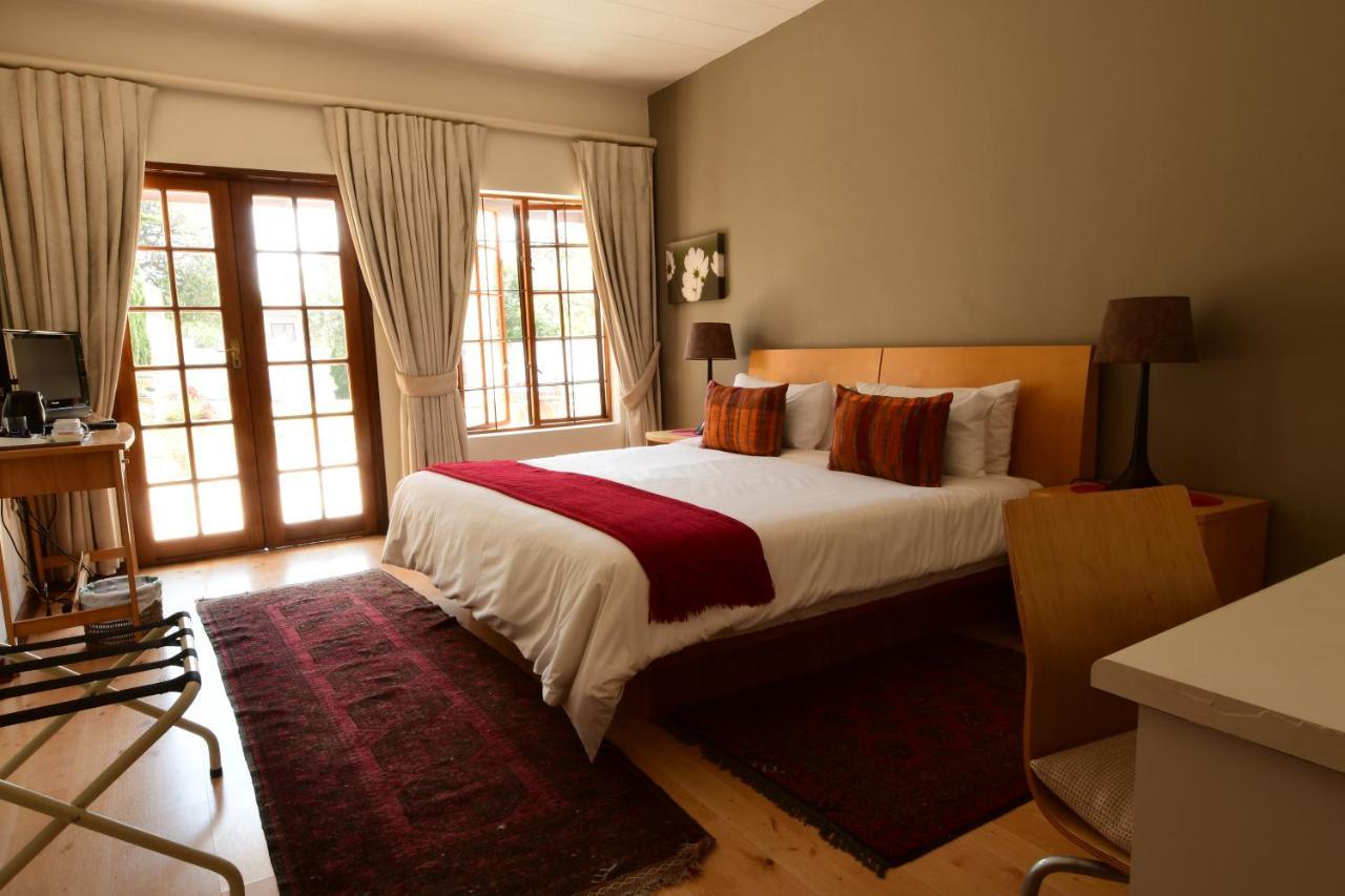 Highgrove Guesthouse ヨハネスブルグ エクステリア 写真
